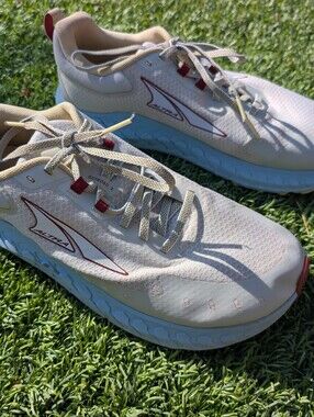Altra Women's Outroad 2 Trail Running Shoes - Cream/Light Blue